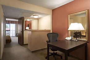 Wyndham El Paso Airport Hotel & Waterpark