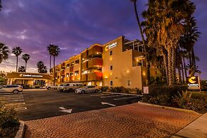 Comfort Inn & Suites Huntington Beach