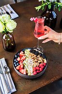 The Union Station Nashville Yards, Autograph Collection