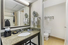 Best Western Plus Garden Court Inn