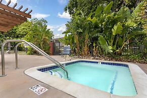 Best Western Plus Garden Court Inn