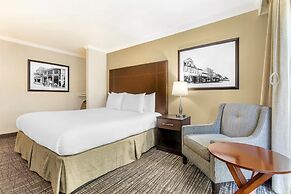 Best Western Plus Garden Court Inn