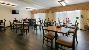 Best Western Plus Garden Court Inn