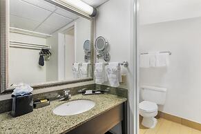 Best Western Plus Garden Court Inn