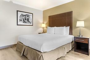 Best Western Plus Garden Court Inn