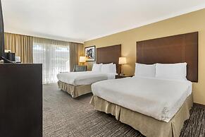 Best Western Plus Garden Court Inn