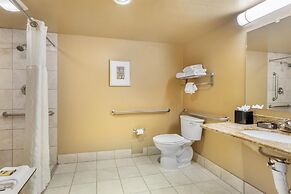 Best Western Plus Garden Court Inn
