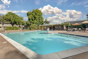 Best Western Plus Garden Court Inn