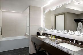 Hilton Washington DC National Mall The Wharf