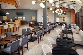 DoubleTree by Hilton Boston - Andover