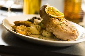 DoubleTree by Hilton Boston - Andover