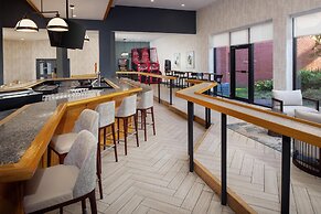 DoubleTree by Hilton Boston - Andover