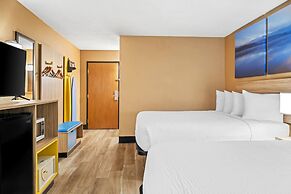 Days Inn by Wyndham Helena