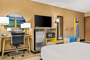 Days Inn by Wyndham Helena