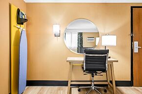 Days Inn by Wyndham Helena