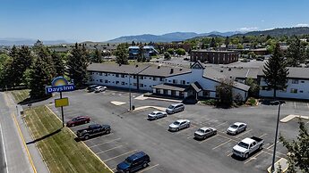 Days Inn by Wyndham Helena