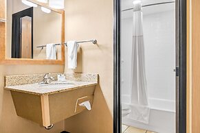 Days Inn by Wyndham Helena