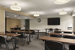 Days Inn by Wyndham Helena