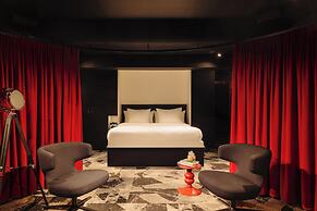 Leonardo Hotel Rotterdam Savoy