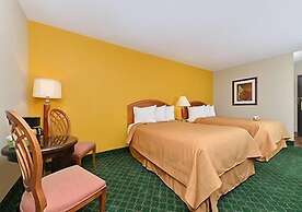 Quality Inn Cairo I-57