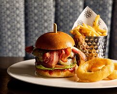 Kimpton Fitzroy London by IHG
