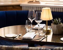 Kimpton Fitzroy London by IHG