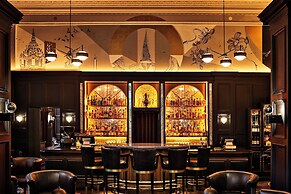 Kimpton Fitzroy London by IHG