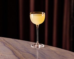 Kimpton Fitzroy London by IHG