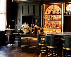 Kimpton Fitzroy London by IHG