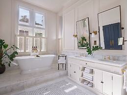 Kimpton Fitzroy London by IHG
