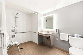 Best Western Yacht Harbor Hotel