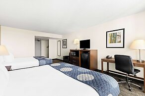 Best Western Yacht Harbor Hotel