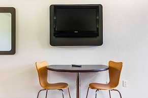 Motel 6 Alexandria, LA - South