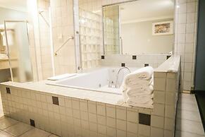 Days Inn by Wyndham West Covina