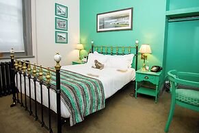 Crown Hotel