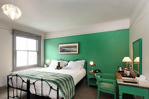 Crown Hotel