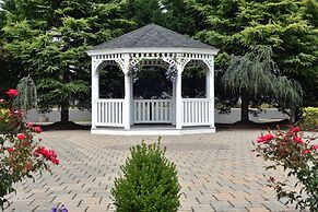 Ramada by Wyndham Vineland Millville Area