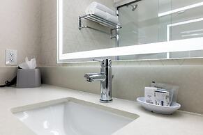 Holiday Inn Express Van Nuys by IHG