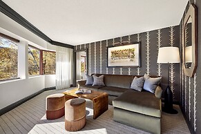 Omni Charlottesville Hotel