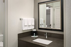 Courtyard Melbourne West