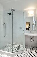 Washington Square Hotel