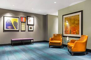 The Chicago Hotel Collection - Magnificent Mile