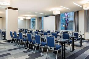 The Chicago Hotel Collection - Magnificent Mile