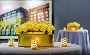 The Chicago Hotel Collection - Magnificent Mile