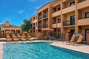 Courtyard by Marriott Baton Rouge Acadian Centre/LSU Area