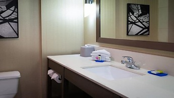 Holiday Inn Express Vancouver-Metrotown (Burnaby) by IHG