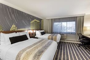 Best Western Plus Milwaukee West