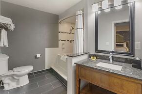 Best Western Plus Milwaukee West
