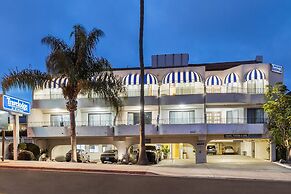 Travelodge by Wyndham San Clemente Beach