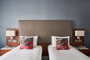 The Cumberland, London